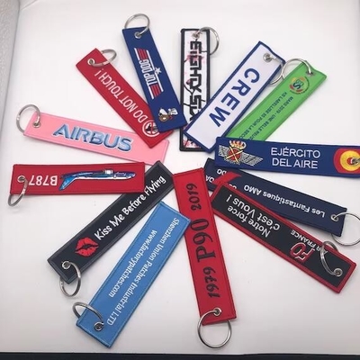 Étiquettes personnalisées d'avion de l'aviation Chaîne de clés Tissu personnalisé Chaîne de clés brodée