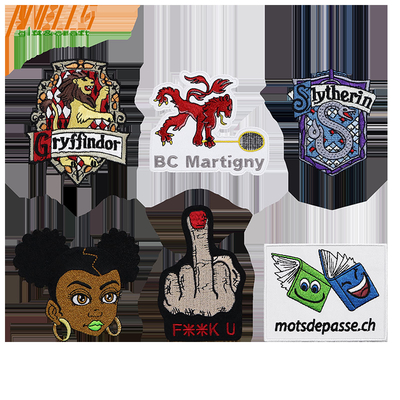 Couture personnalisée de bande dessinée personnalisée de patchs de broderie de logo pour les enfants vêtements et chapeaux