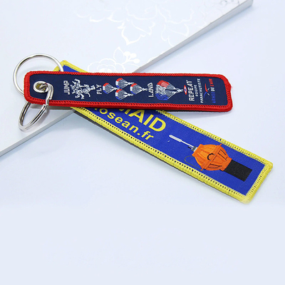 Polyester clés personnalisées broderie jet tag tissu porte-clés tissé avec votre logo