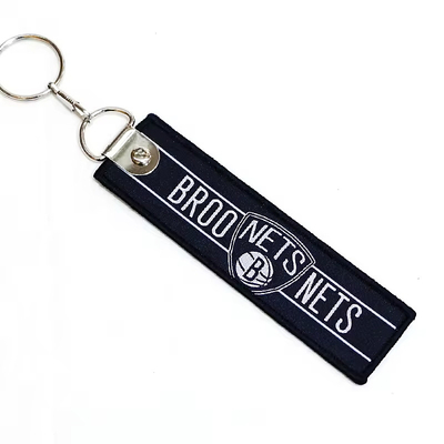 Logo personnalisé Cadeaux promotionnels Jet Tag Tissu Broderie Chaînes de voiture Chaînes de clés tissées